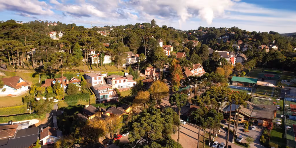A “Suíça Brasileira” transforma o Natal em São Paulo em uma experiência digna de filme europeu