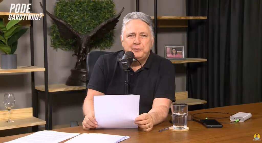 Garotinho debocha de Paes: “Calma Dudu”