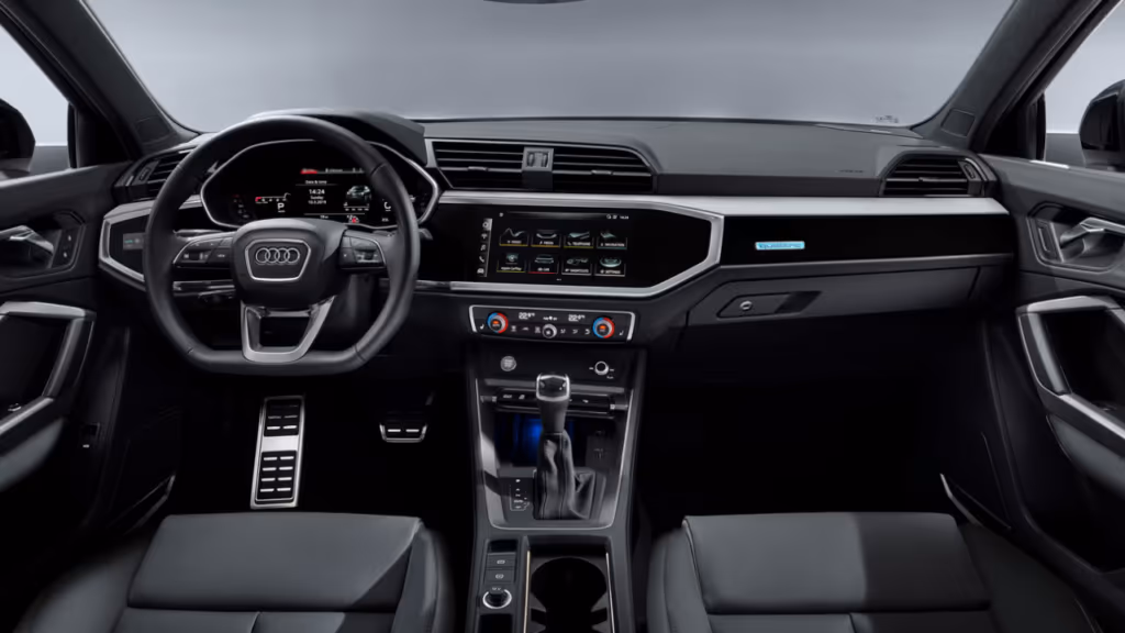 Com produção nacional em 2026 e motor 2.0 turbo, o Audi Q3 quer dominar os SUVs de luxo