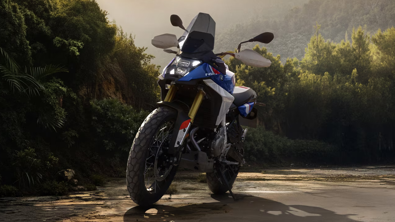 Parceria BMW e TVS Motor traz F 450 GS com desempenho e inovação para motociclistas