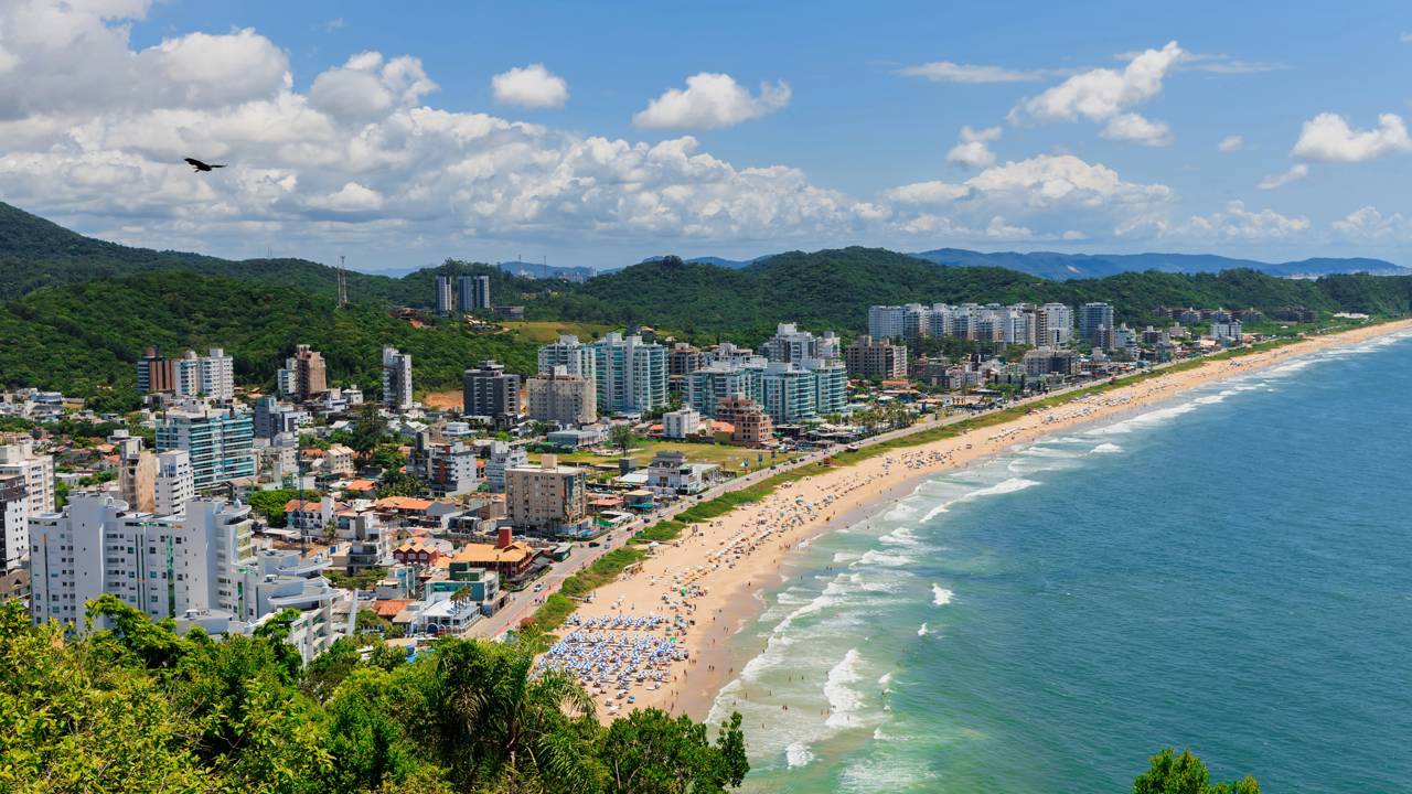 A Dubai Brasileira que transformou o litoral de Santa Catarina em vitrine mundial