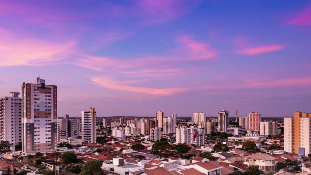 Essa cidade do interior com nome curioso virou refúgio de quem busca qualidade de vida