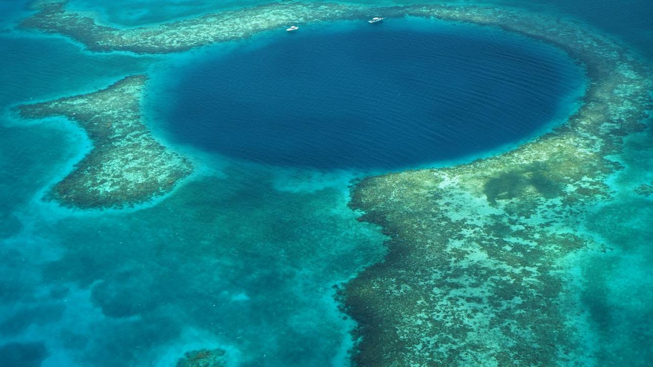 Buraco azul mais profundo do mundo está localizado a 7000 quilômetros da Argentina