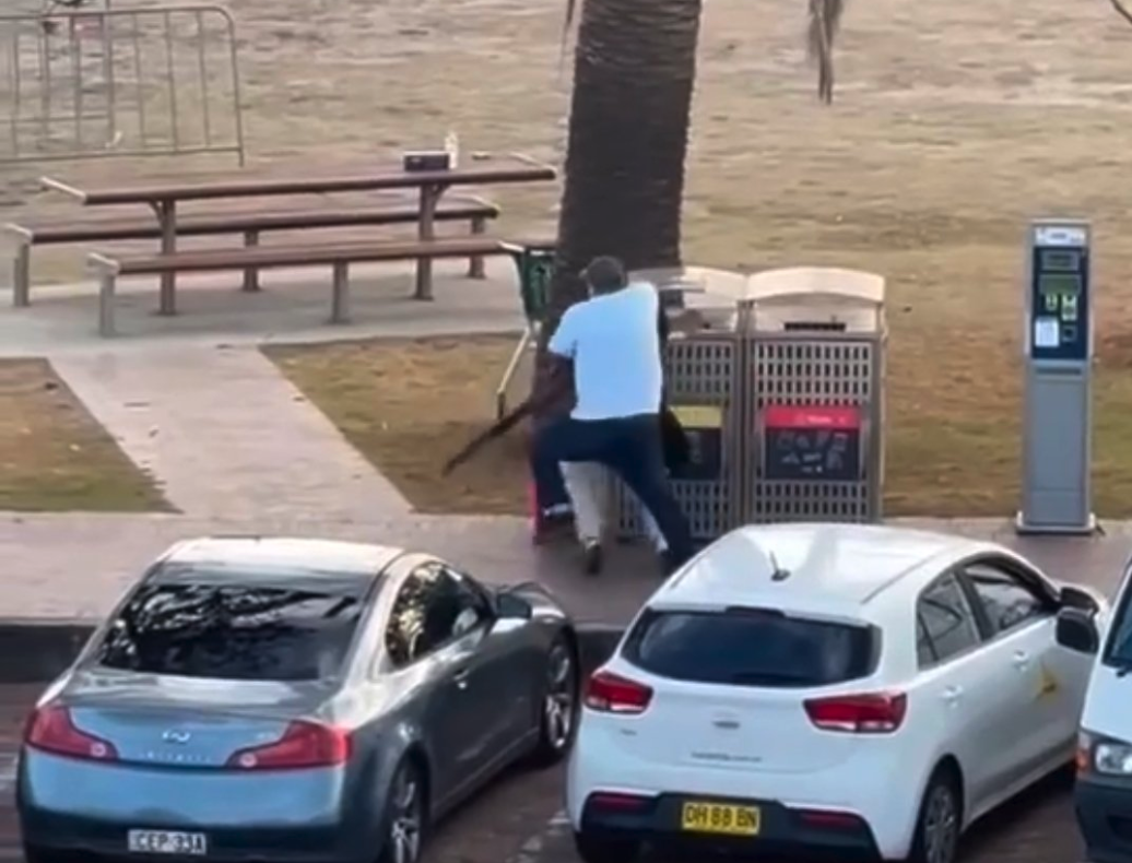 Ataque terrorista em praia na Austrália deixa mortos durante feriado judaico