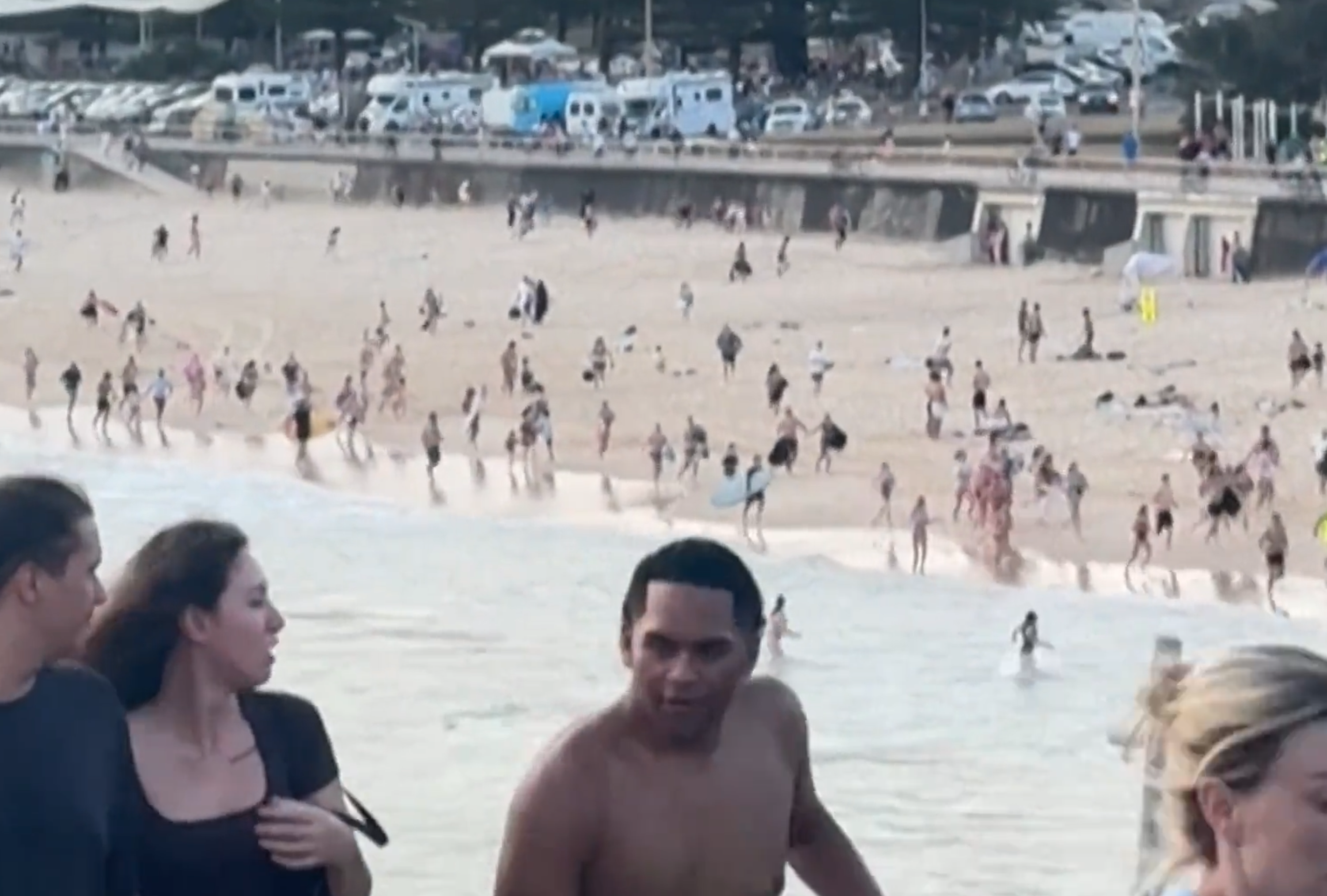 Polícia encontra artefato explosivo após ataque terrorista em Sydney