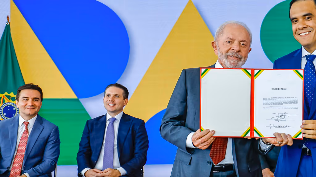 “Congresso Nacional não faltou ao governo”, diz Motta a Lula