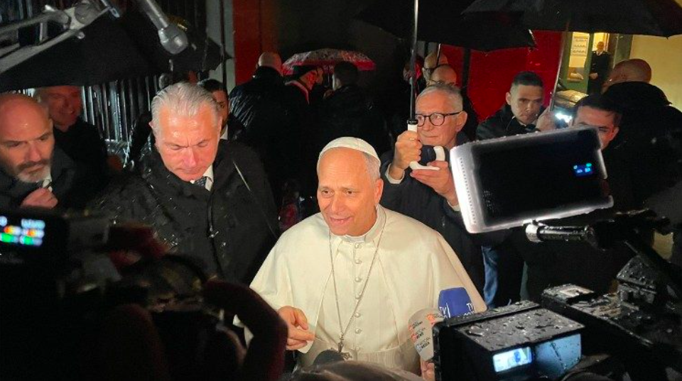 Crusoé: Papa relata “tristeza” sobre recusa russa em cessar-fogo