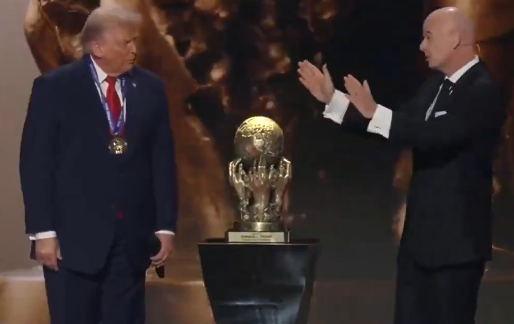 Trump recebe ‘Prêmio da Paz’ da FIFA: “Uma das maiores honras da vida”
