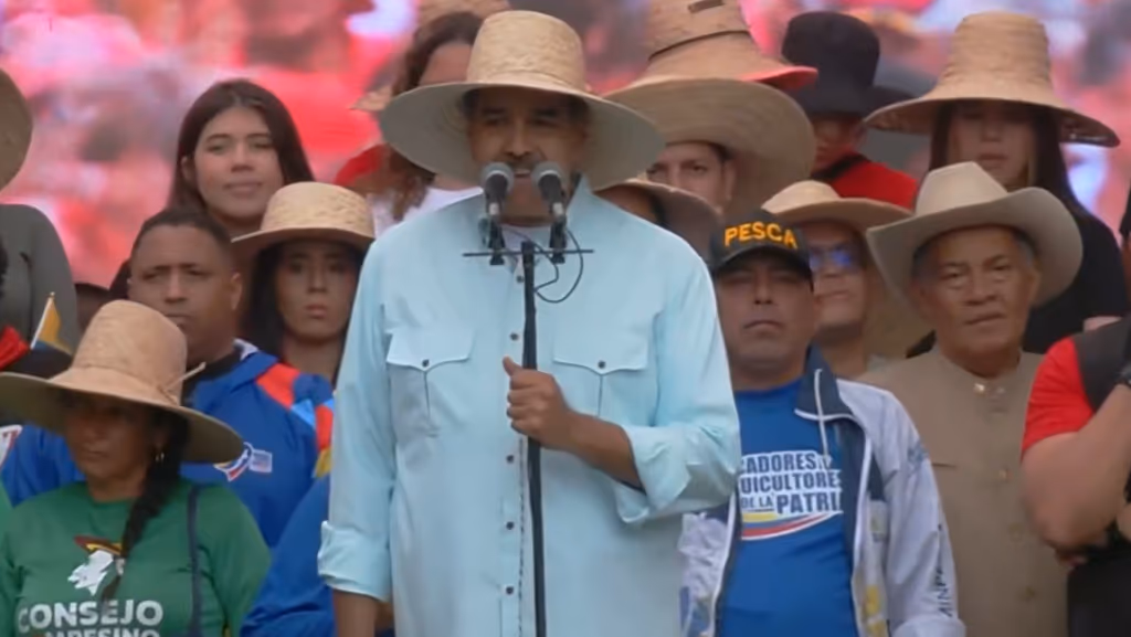 “Preparados para quebrar os dentes do império norte-americano”, diz Maduro