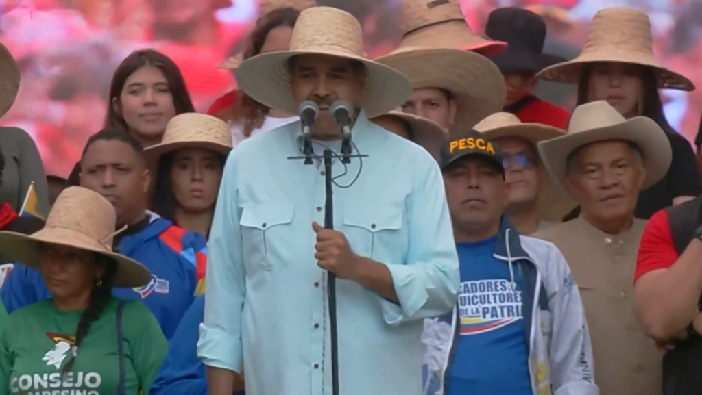 “Preparados para quebrar os dentes do império norte-americano”, diz Maduro