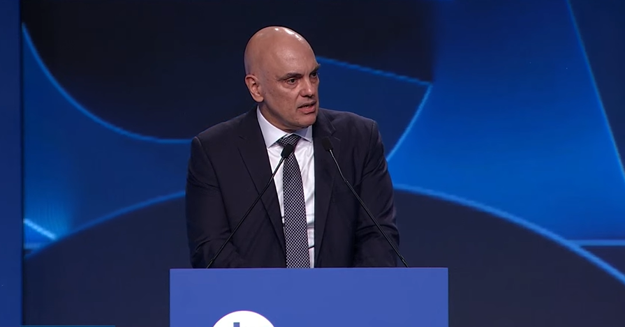 Moraes agradece a Lula por fim da Magnitsky: “Verdade venceu”