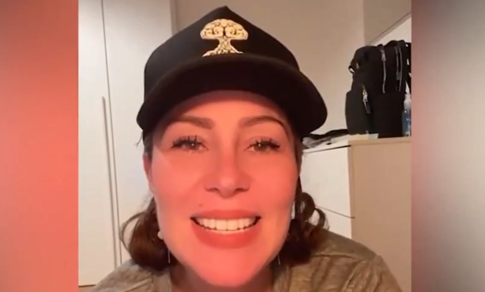 Crusoé: O xadrez 4D da renúncia de Carla Zambelli