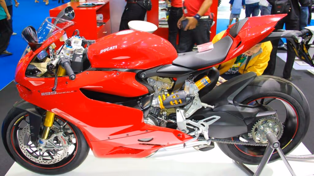 A superbike que já foi sonho de garagem e ainda entrega mais do que promete