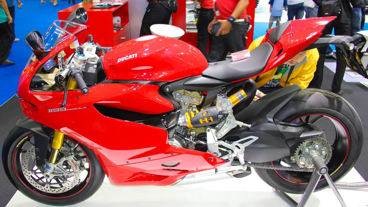 A superbike que já foi sonho de garagem e ainda entrega mais do que promete