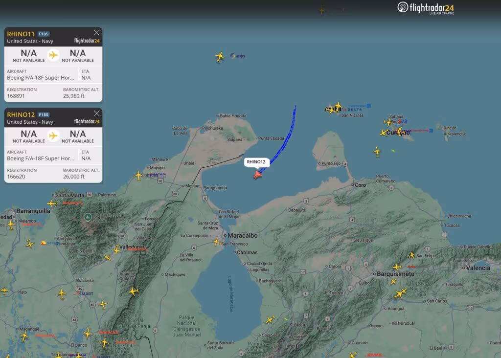 Dois caças americanos F/A-18s sobrevoaram o Golfo da Venezuela