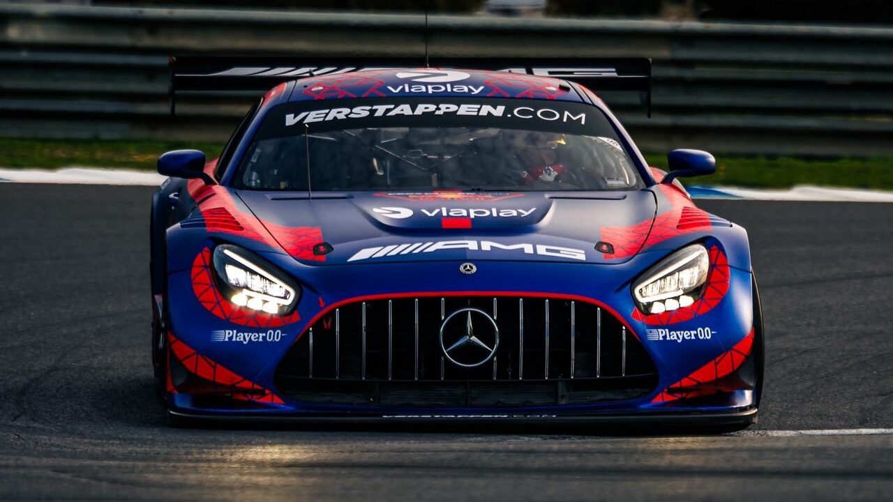 Verstappen assina com a Mercedes para 2026