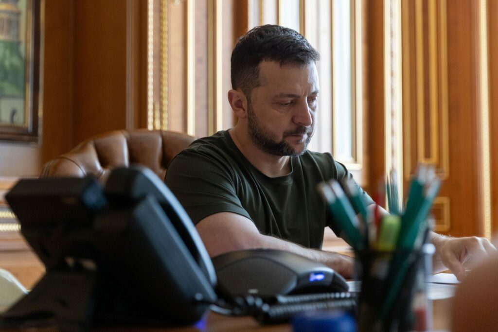 Crusoé: Por que Zelensky ainda não convocou novas eleições