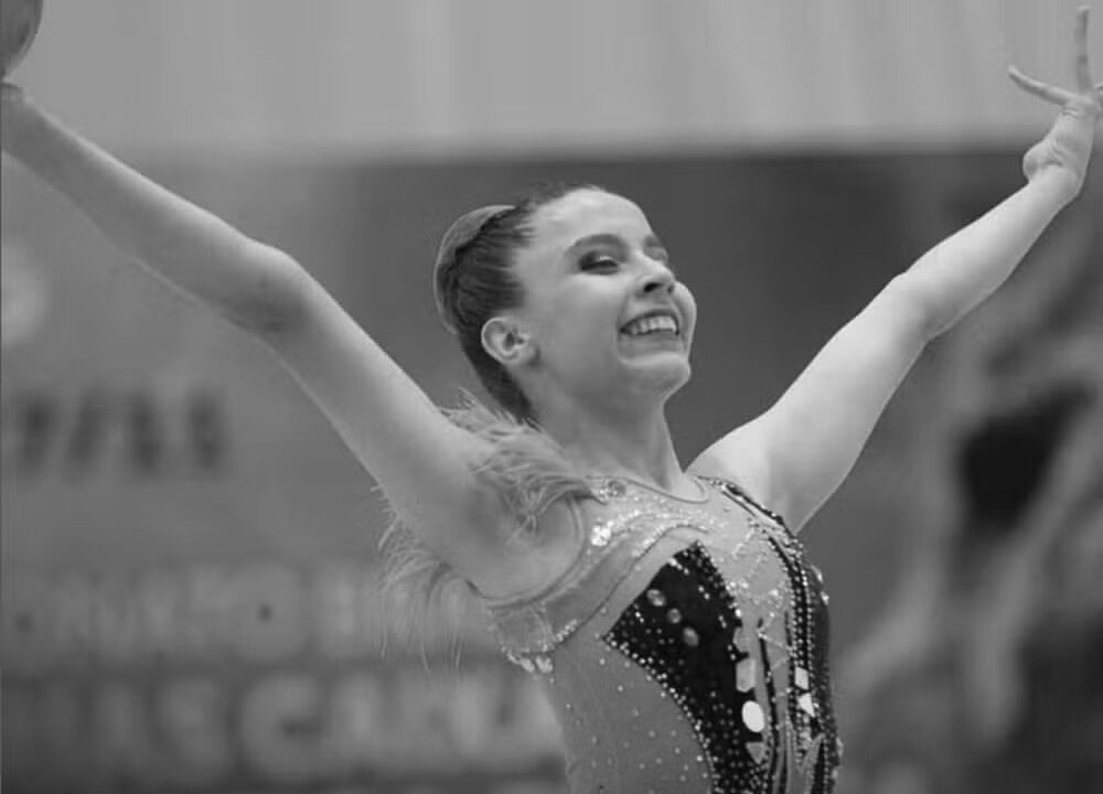Ginasta brasileira Isabelle Marcianiak morre com apenas 18 anos