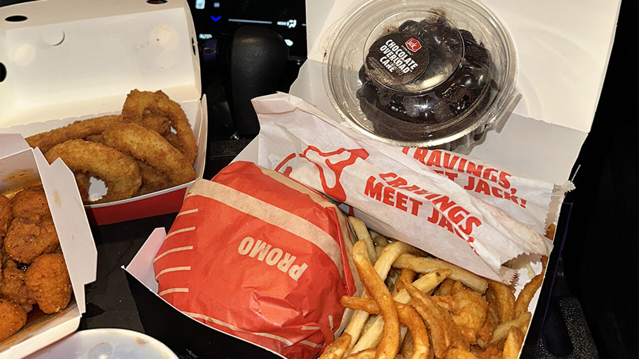 Sexta maior rede de hambúrguer entra em colapso