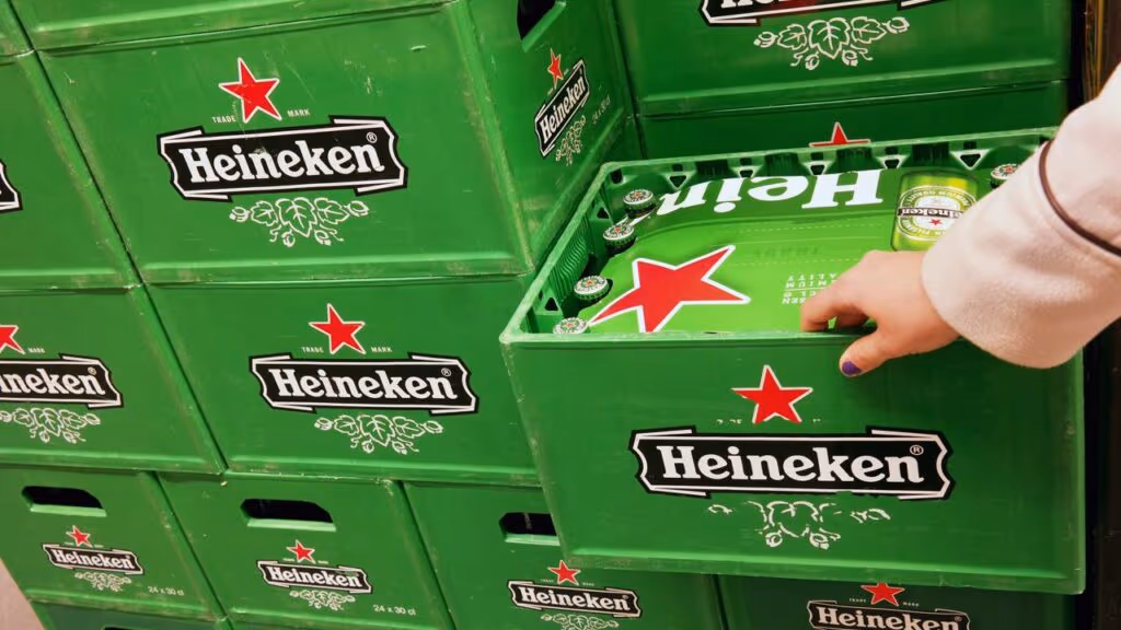 Heineken fecha fábrica no Brasil para focar na centralização da produção