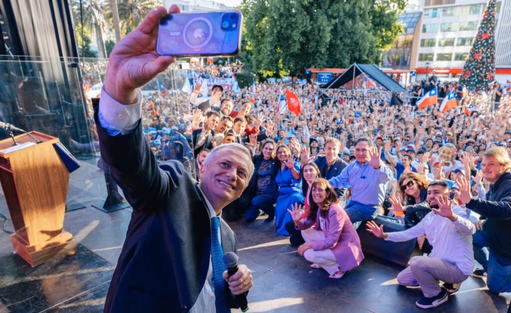 Crusoé: Kast rebate ameaças do “narcoditador” Maduro