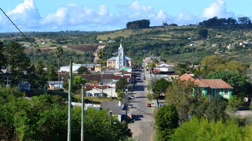A cidade no interior de Minas Gerais que conquista quem busca qualidade de vida e estudo