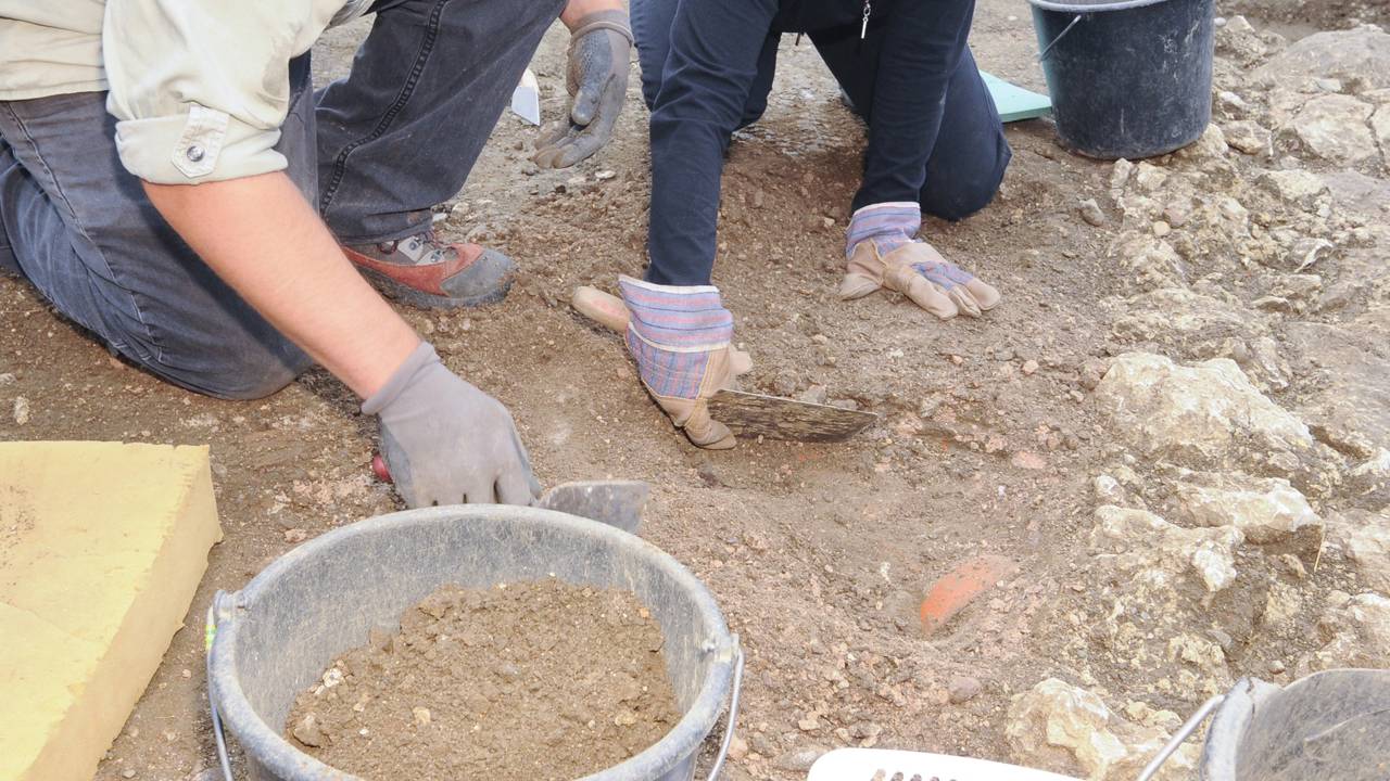 Misterioso labirinto circular de milhares de pedras encontrado na Índia tem origem descoberta