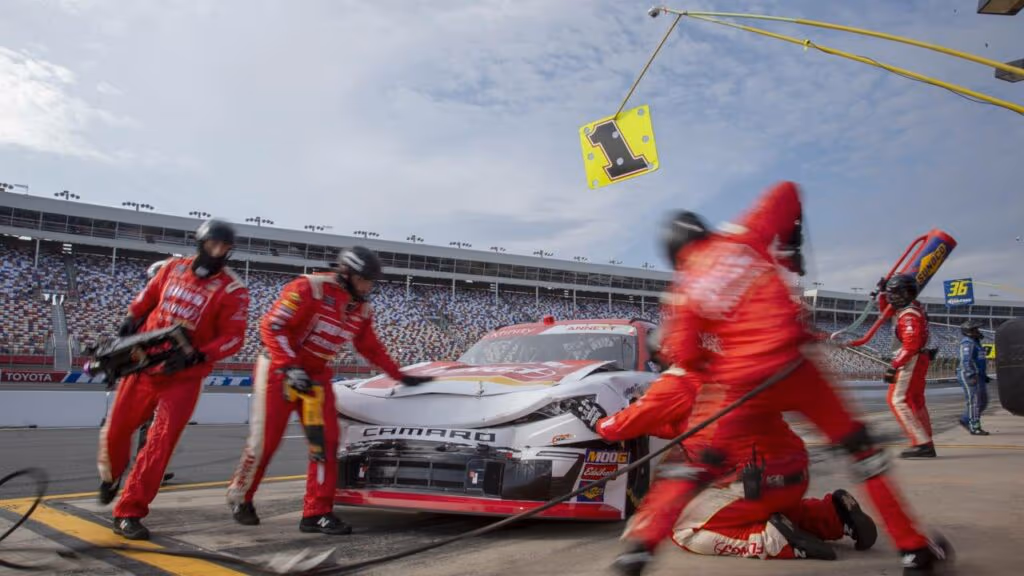 Morre com apenas 39 ex-piloto da Nascar, Michael Annett