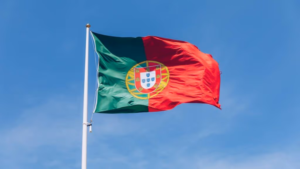 Nova lei da nacionalidade define Portugal como “aberto ao mundo” com regras claras de cidadania