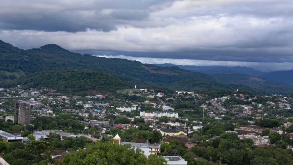 Essa cidade ao lado da capital gaúcha impressiona com herança europeia e qualidade de vida elevada