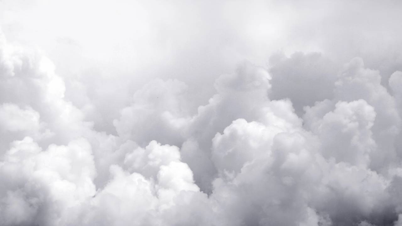 Nuvem estranha gera preocupação entre a população