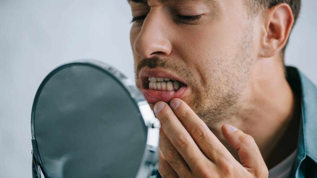 Japão está desenvolvendo medicamento para fazer crescer novos dentes