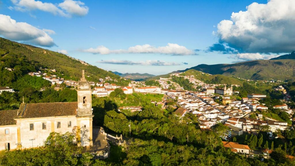 A cidade mineira que parece um museu vivo e guarda a história mais impressionante do Brasil