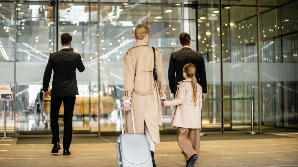 Padronização para horário de entrada e saída de hotéis começa hoje