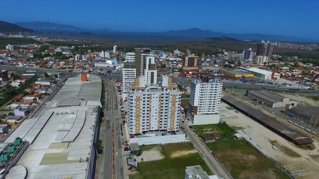 Essa cidade vizinha de Florianópolis virou o novo desejo de quem quer morar bem