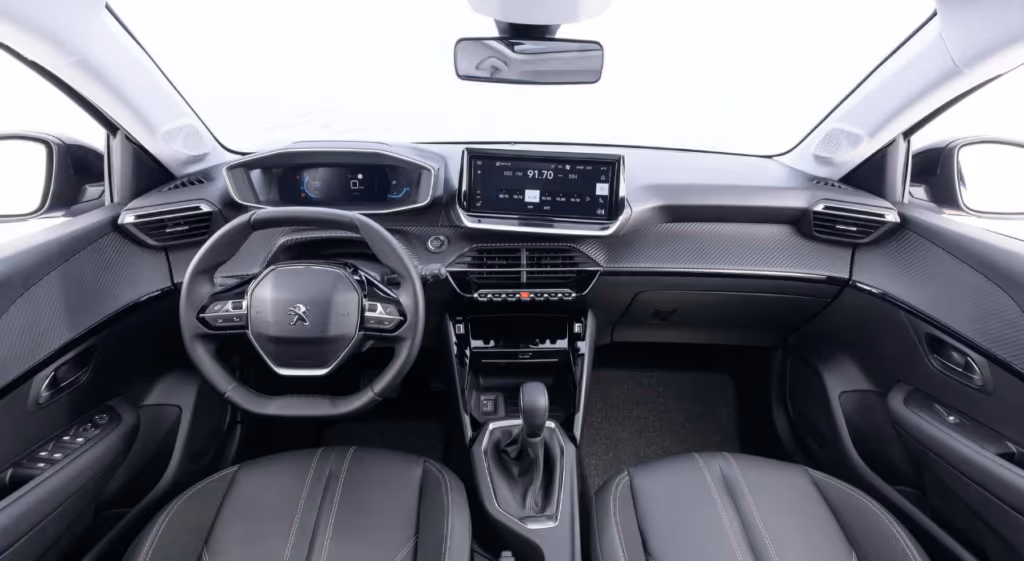 Peugeot 208 Turbo é o hatch perfeito para o motoristas exigentes em 2025