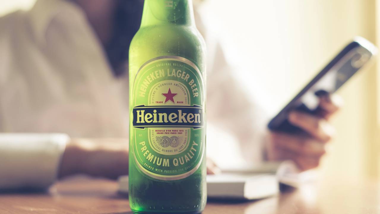 Quer uma Heineken de graça? É só mandar um áudio até o dia 22