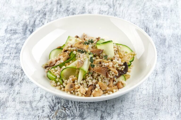 Almoço saudável: 5 receitas deliciosas e práticas com abobrinha