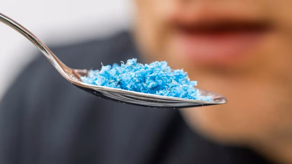 Um filtro de máquina de lavar inspirado nas guelras das sardinhas remove até 99% dos microplásticos