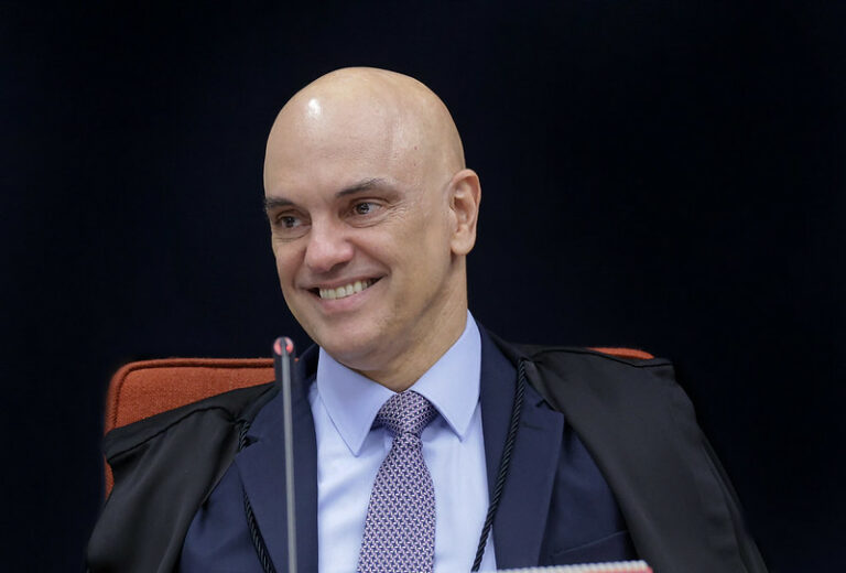 PF faz operação para investigar vazamento de dados de ministros e parentes