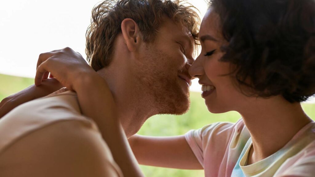 Quer ter filhos? A ciência diz que quem é o parceiro "preferido"