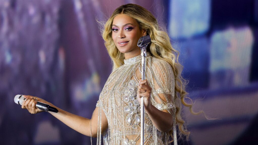 Beyoncé entra oficialmente para a lista de artistas bilionários