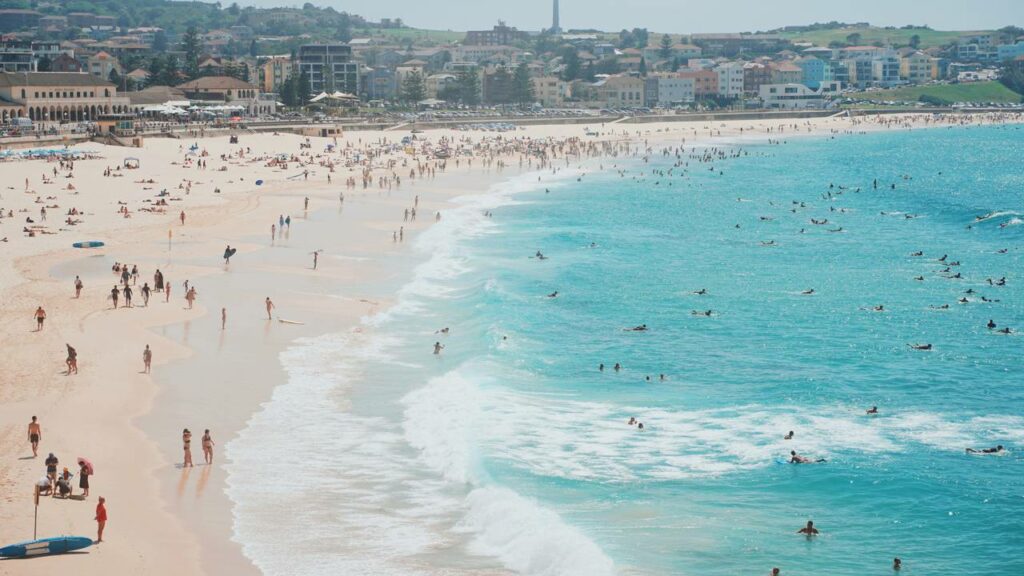 Massacre em praia na Austrália deixa dezenas de vítimas