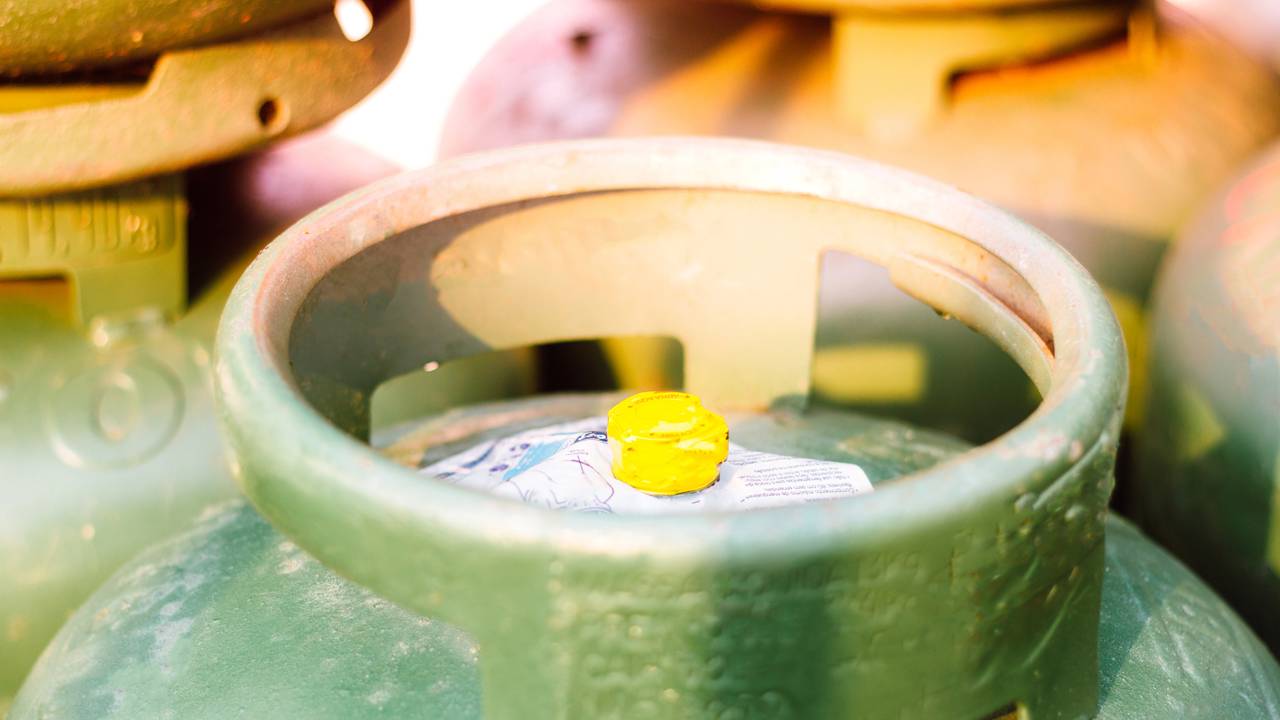 Gás do Povo libera botijão de 13 kg gratuito e muitos ainda não sabem como retirar