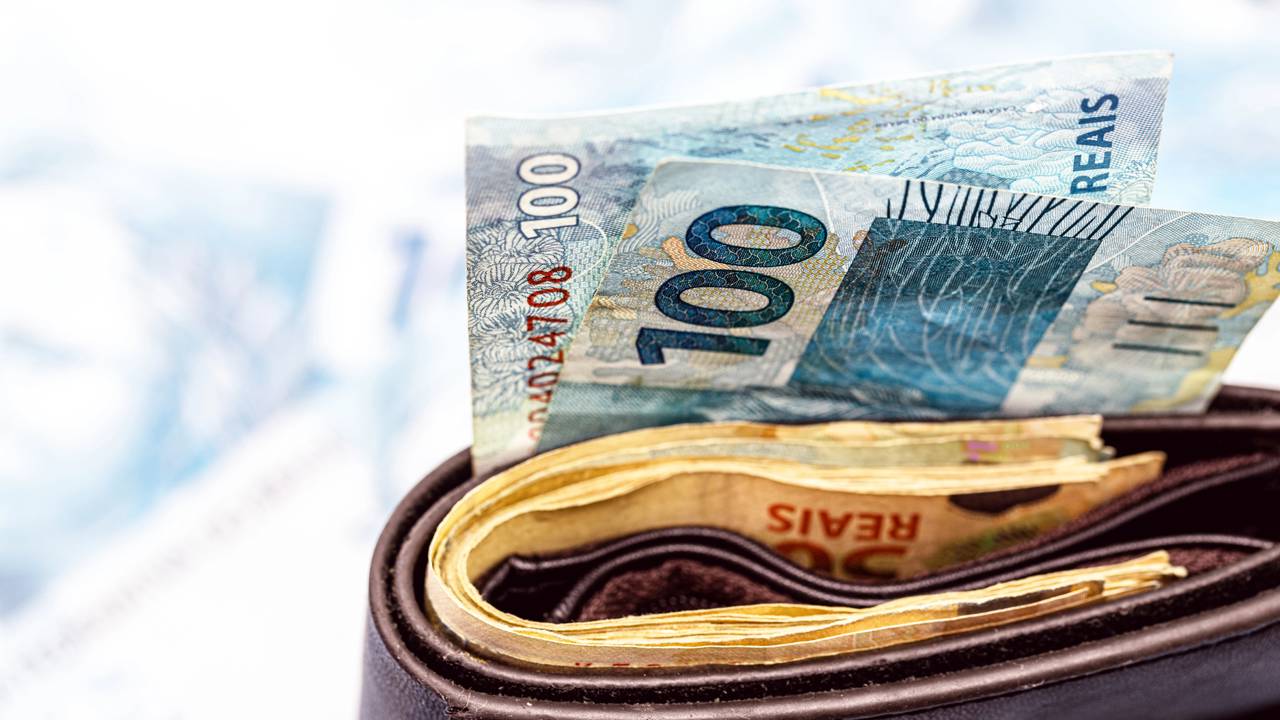 Quando o novo salário mínimo entra em vigor e quem é impactado