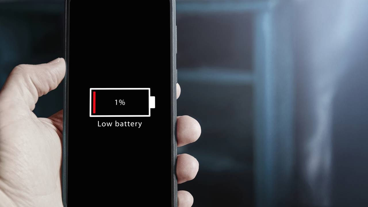Erros ao carregar o celular que estão reduzindo a vida útil da sua bateria