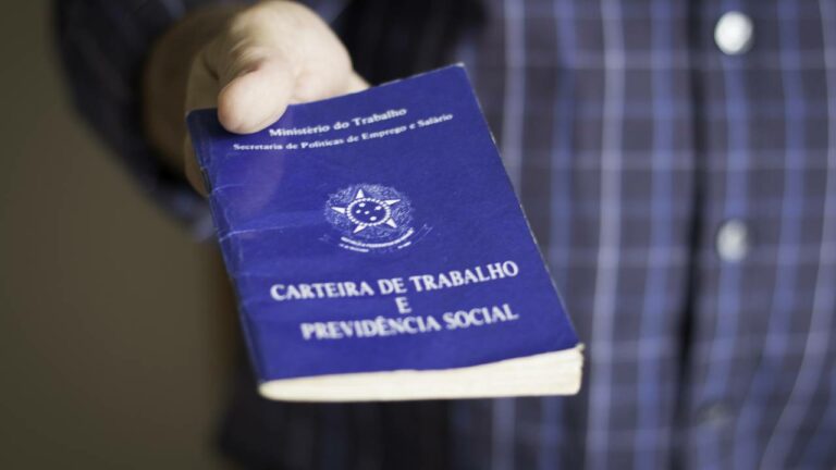 Fim da escala 6x1 elevaria custo trabalhista em 7,84%, segundo Ipea