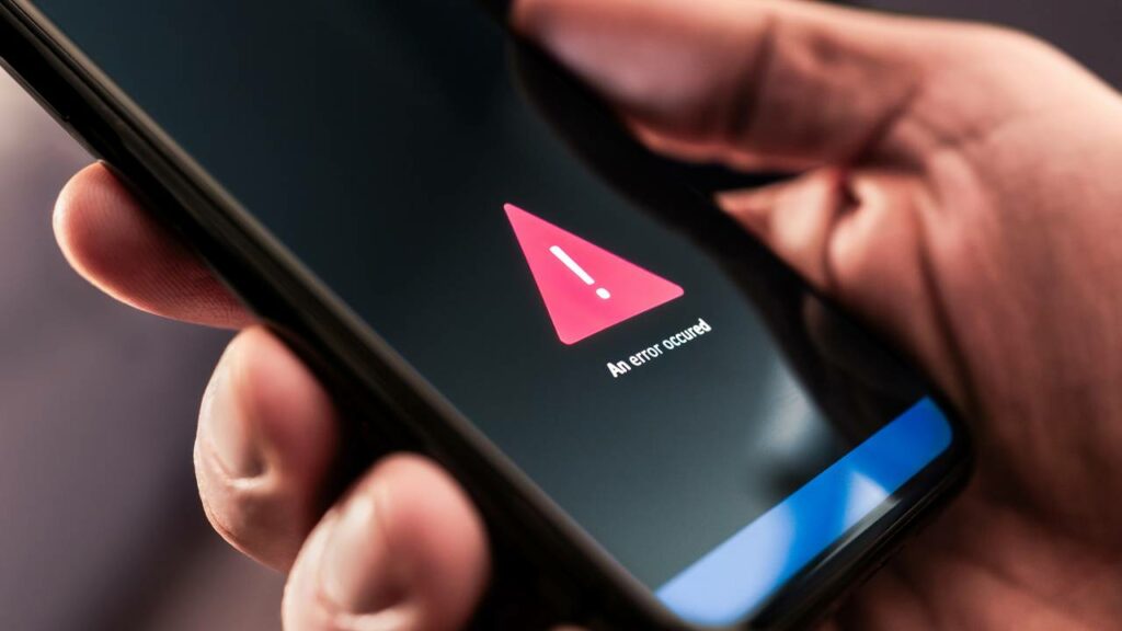 Erros são comuns pois o celular fica sem memória para executar os aplicativos e sistema operacional corretamente - Créditos: depositphotos.com / terovesalainen