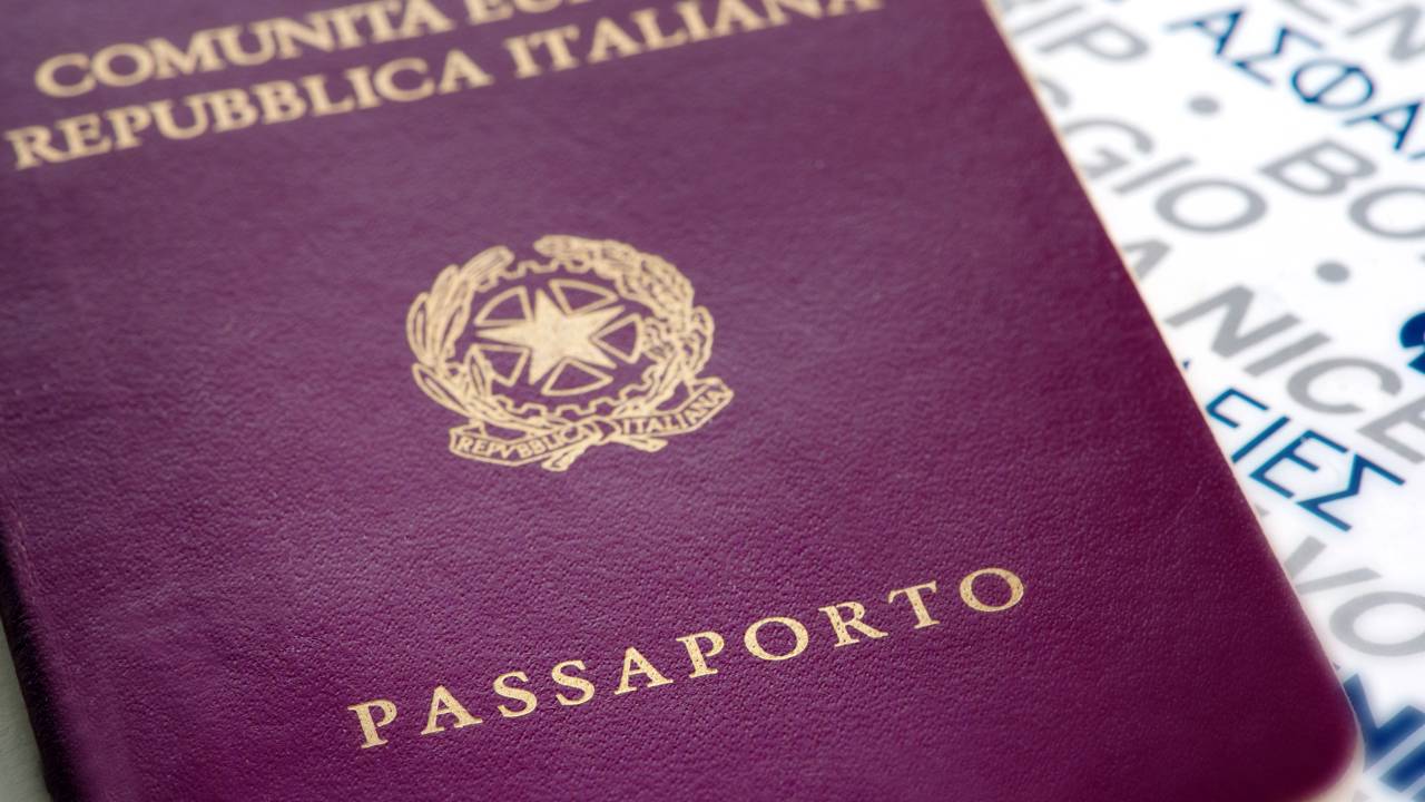 Itália fechou as portas para os brasileiros? O que significa o fim da cidadania