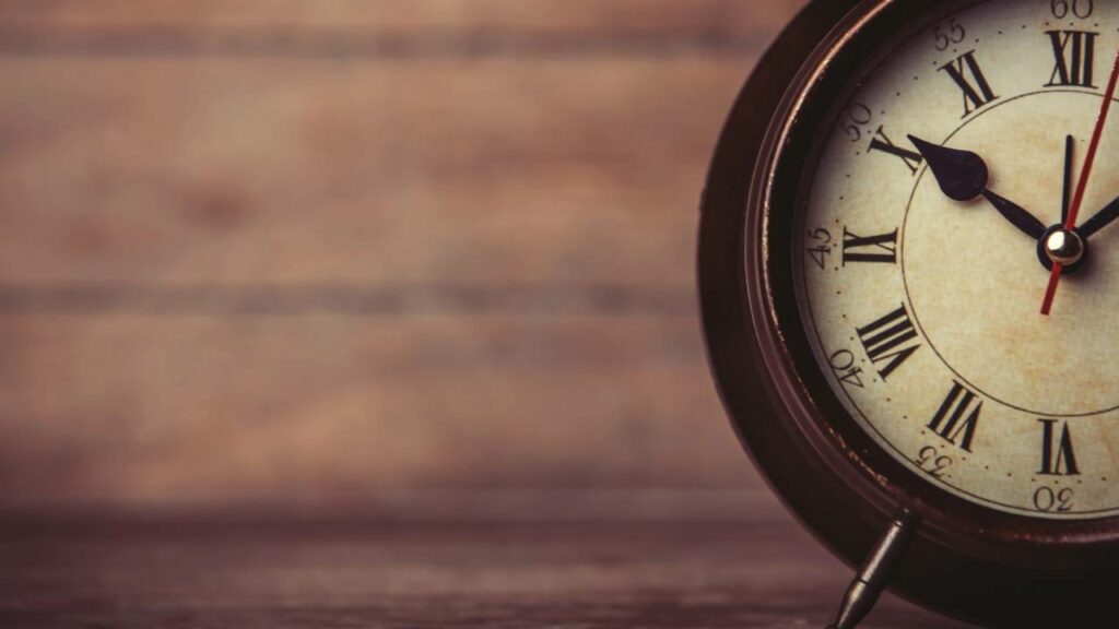 O tempo passa voando e nem percebemos - Créditos: depositphotos.com / massonforstock